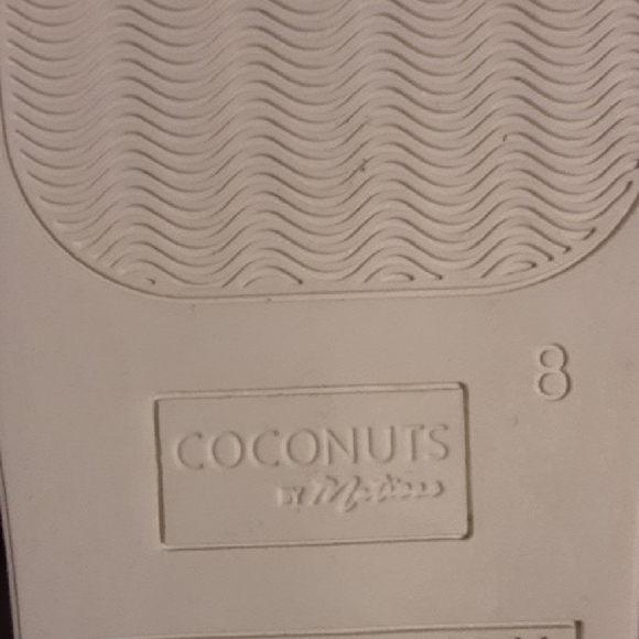 Coconuts by Matisse Women's Light Gray High-Top Sneakers - Picture 2 of 8